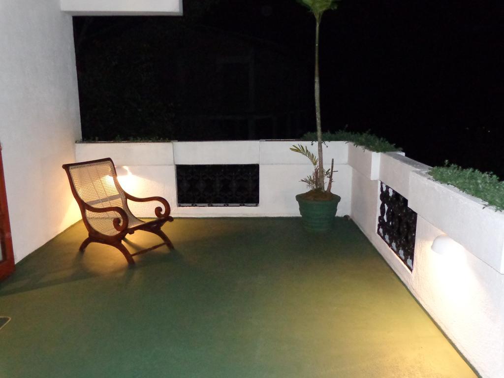 Banda Casa, Kandy Buitenkant foto