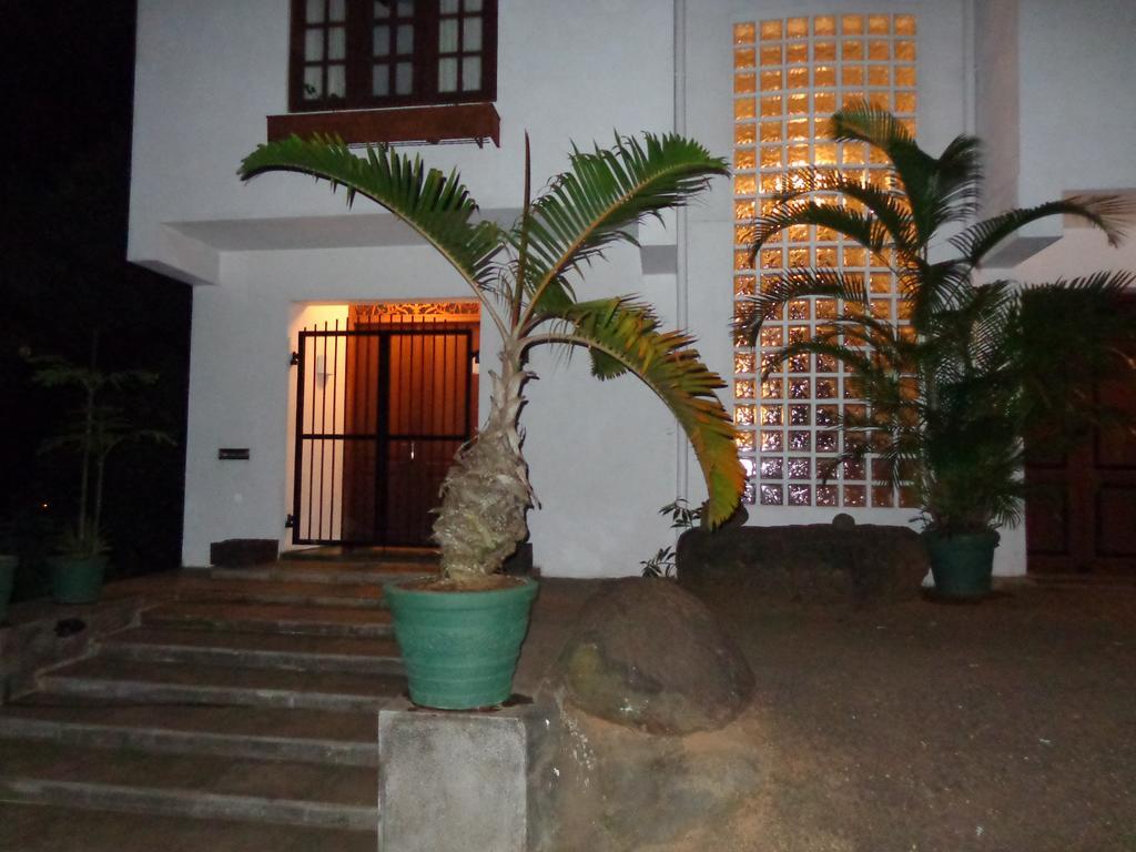 Banda Casa, Kandy Buitenkant foto