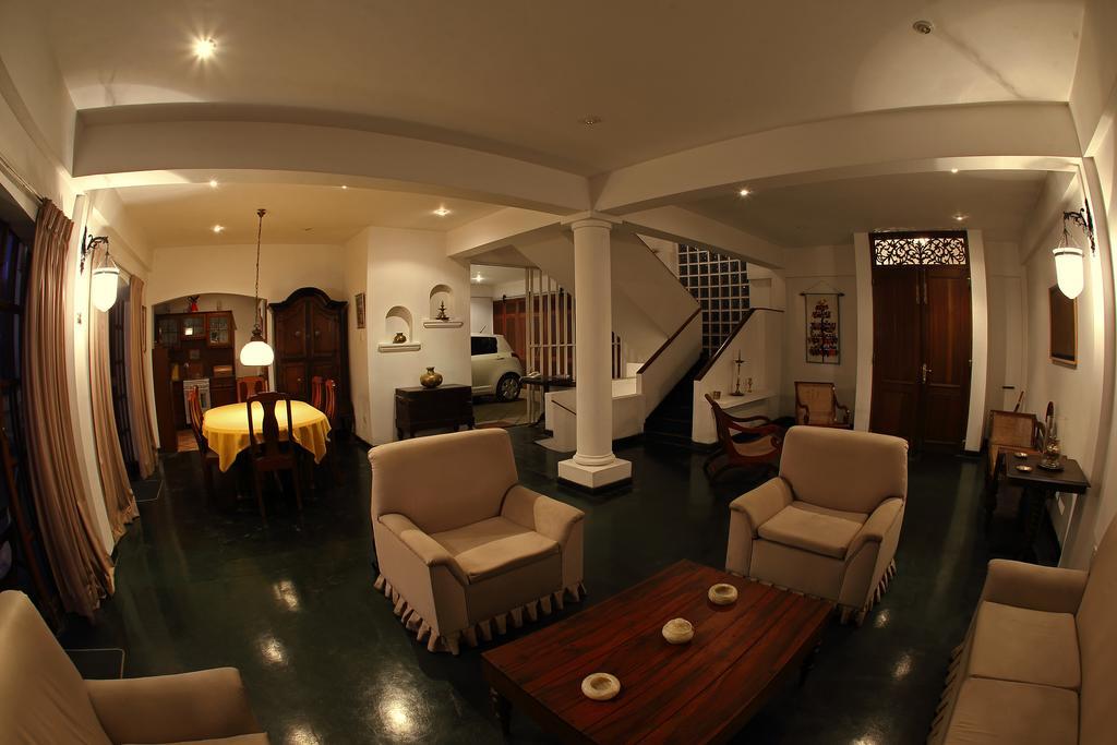 Banda Casa, Kandy Buitenkant foto