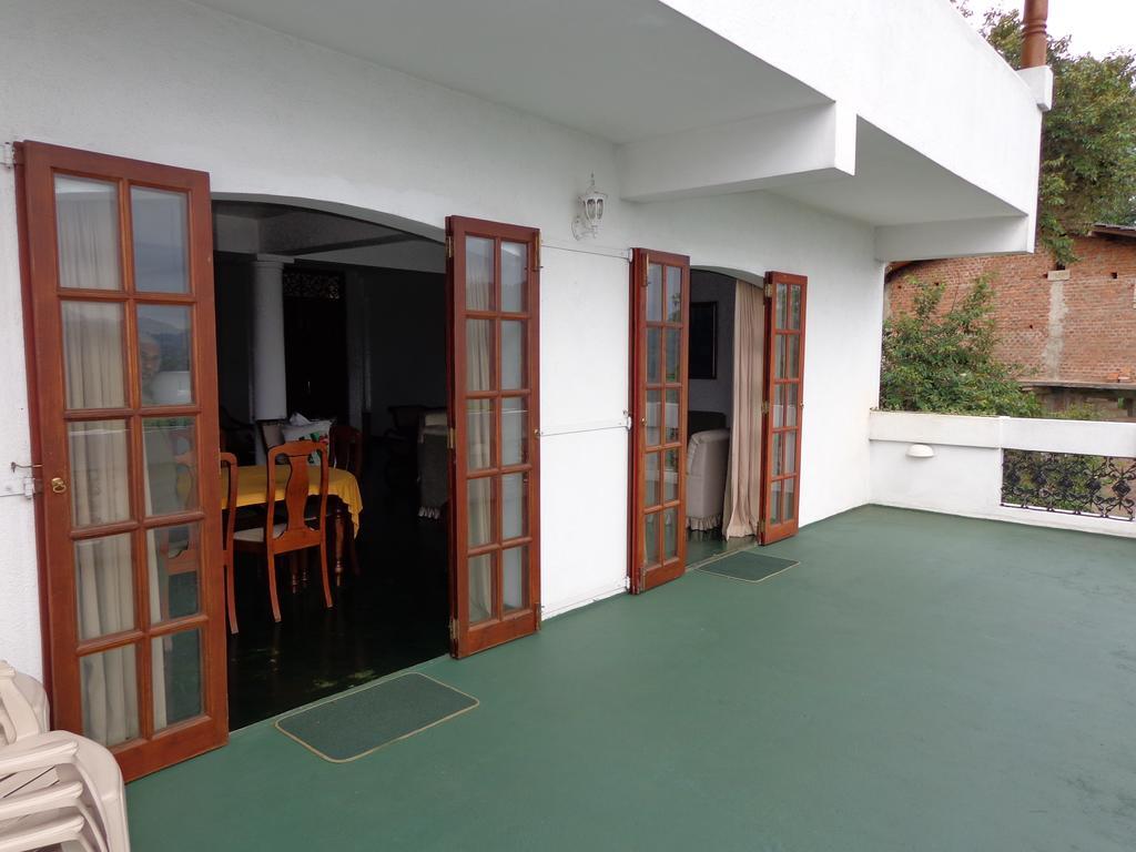 Banda Casa, Kandy Buitenkant foto