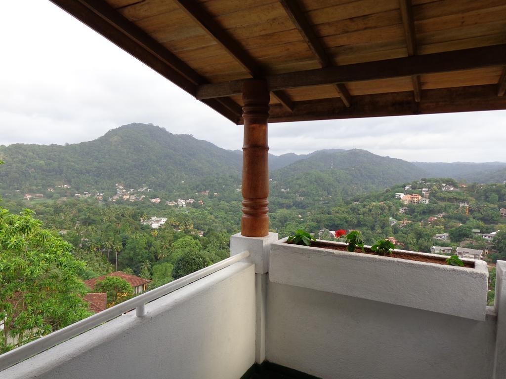 Banda Casa, Kandy Buitenkant foto