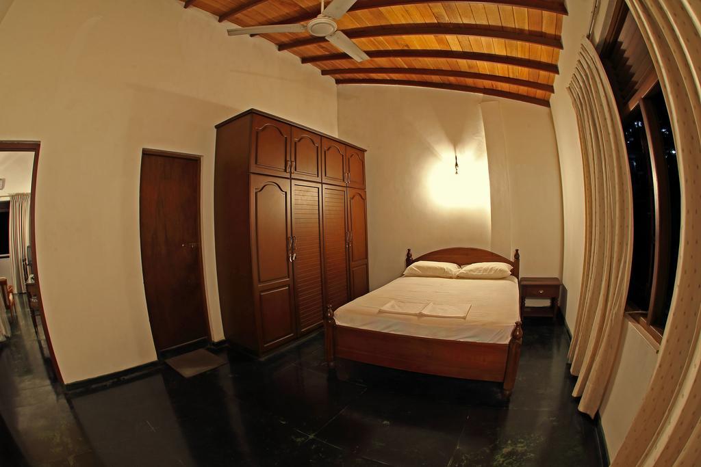 Banda Casa, Kandy Buitenkant foto