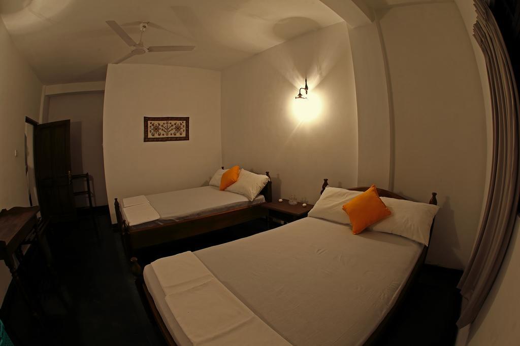 Banda Casa, Kandy Buitenkant foto