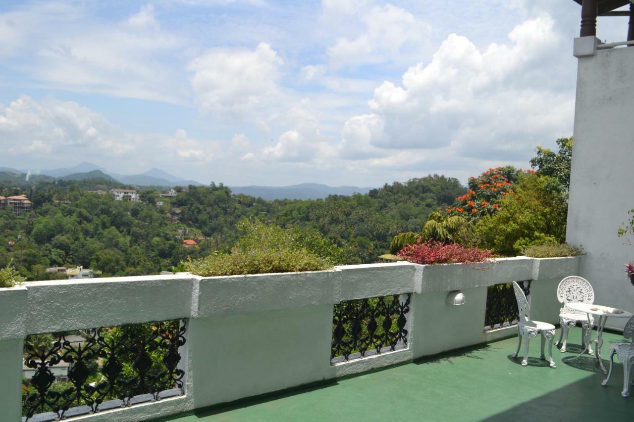 Banda Casa, Kandy Buitenkant foto
