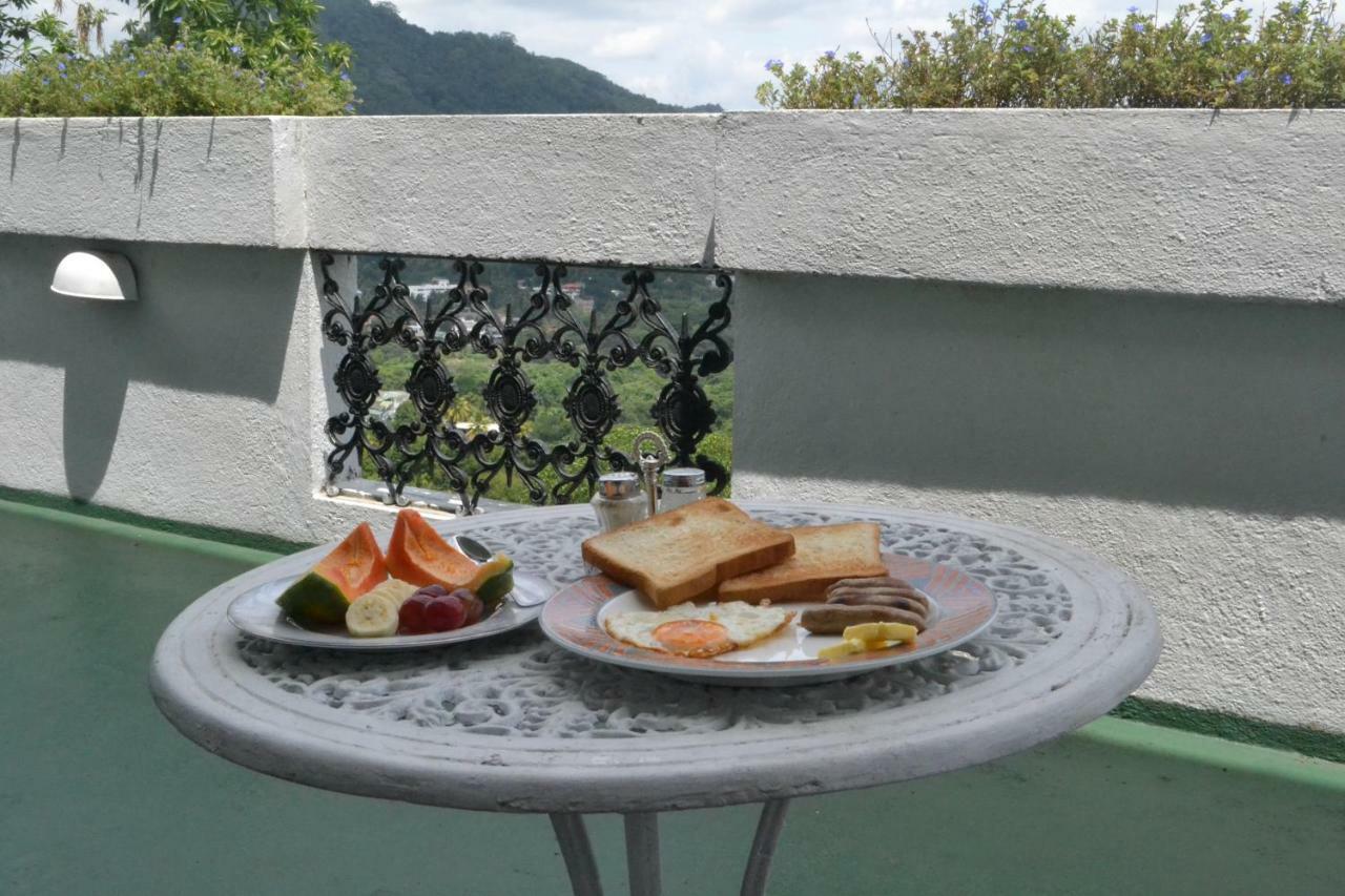 Banda Casa, Kandy Buitenkant foto