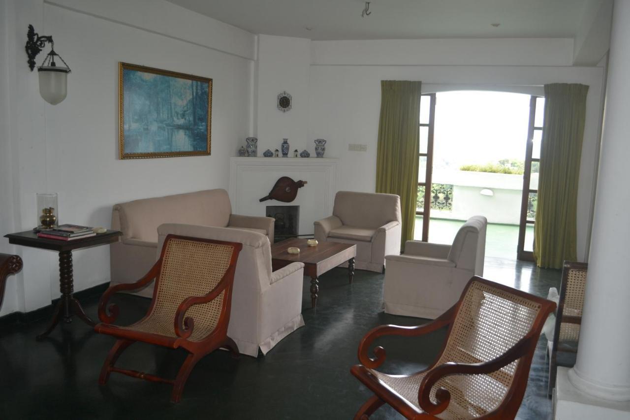 Banda Casa, Kandy Buitenkant foto