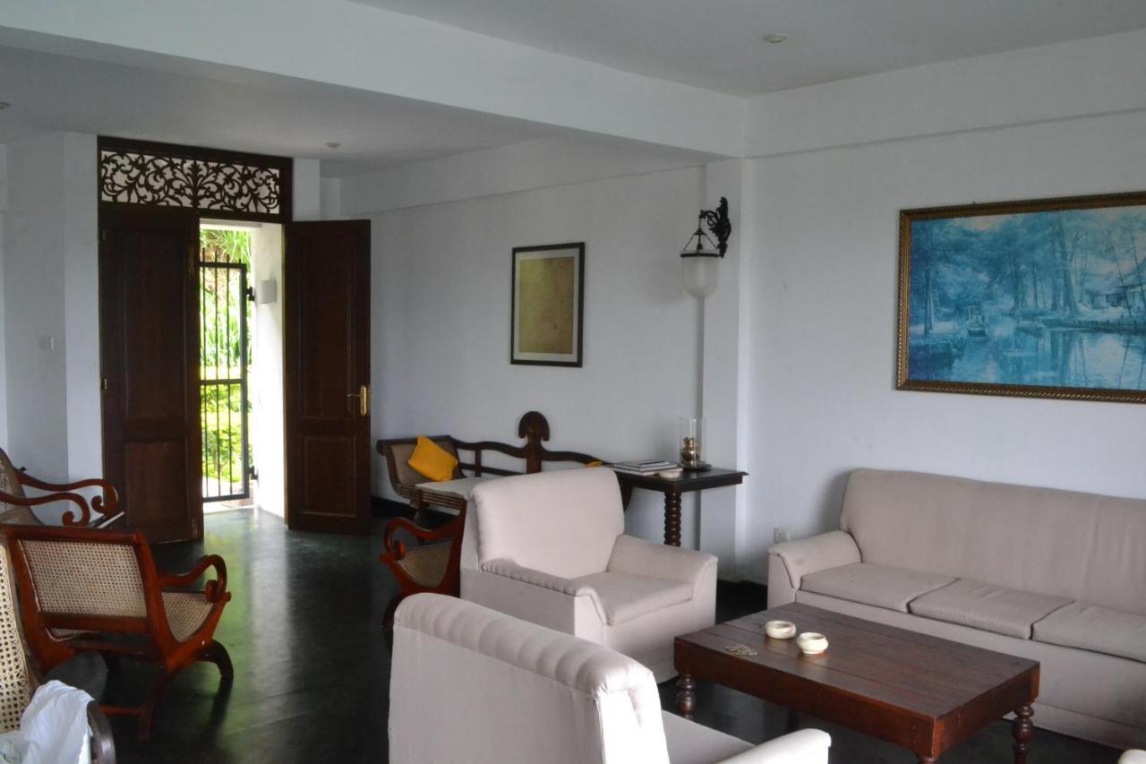 Banda Casa, Kandy Buitenkant foto